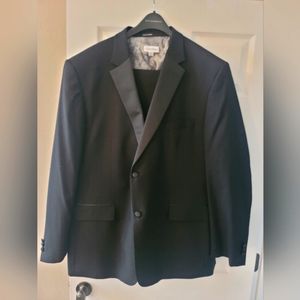 Calvin Klein Tuxedo Set *Brand New*